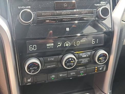 Used 2019 Subaru Ascent Limited AWD/4WD image 15