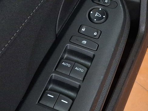 Used 2018 Honda Civic EX image 24