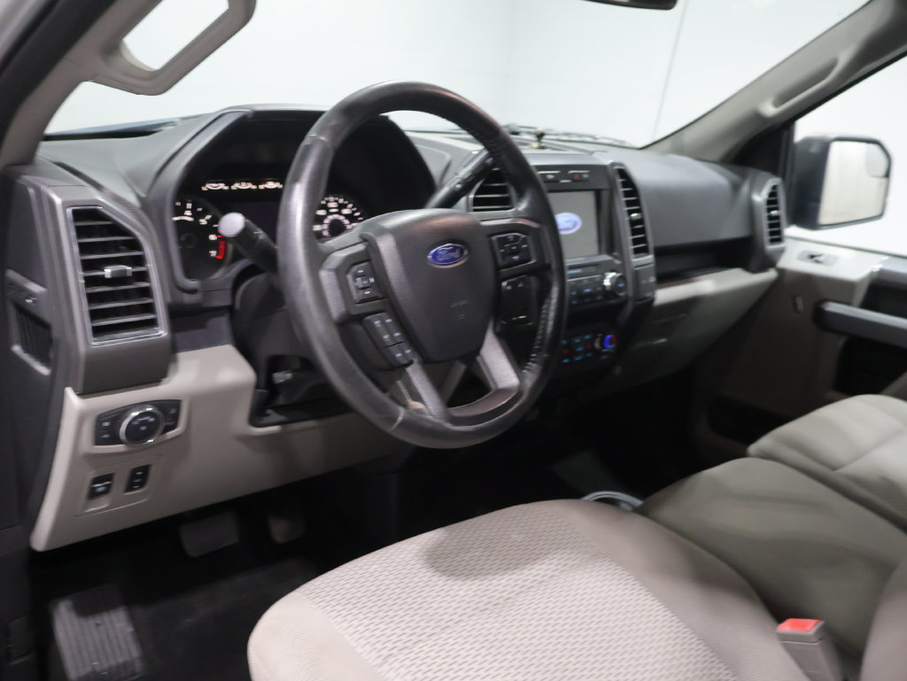 Used 2019 Ford F150 XLT w/ Equipment Group 302A Luxury AWD/4WD image 15