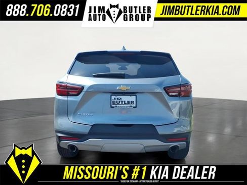 Used 2025 Chevrolet Blazer LT FWD image 23