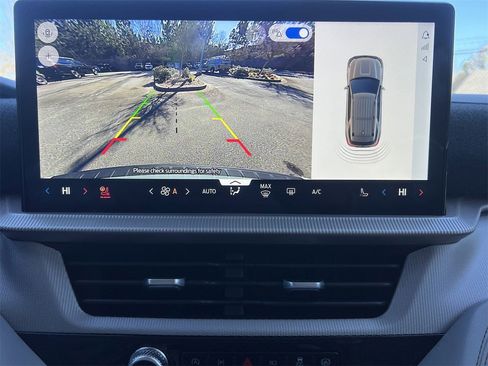 New 2025 Ford Explorer Active w/ Active Comfort Package image 4