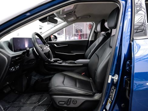Used 2023 Kia EV6 Wind AWD/4WD image 4