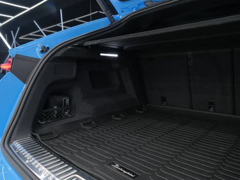 Used 2024 Lamborghini Urus Performante AWD/4WD image 36