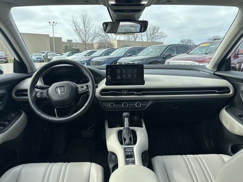 Certified 2025 Honda HR-V EX-L image 17