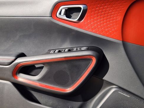 Certified 2025 Kia Soul GT-Line w/ GT-Line Technology Package image 23