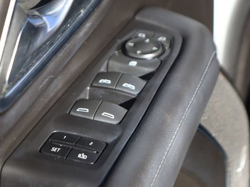 Used 2023 Chevrolet Tahoe LT RWD image 18