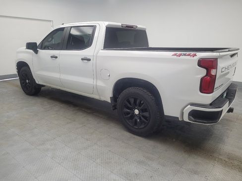 Used 2021 Chevrolet Silverado 1500 Custom image 2