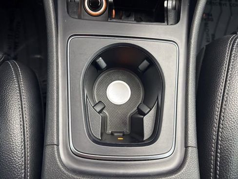 Used 2017 Mercedes-Benz GLA 250 image 25