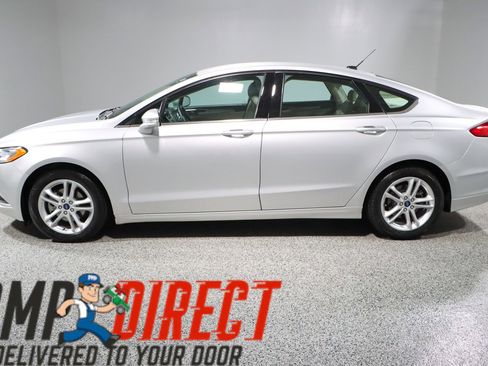 Used 2018 Ford Fusion SE image 10