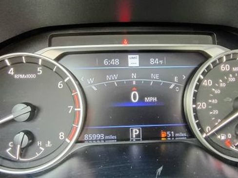 Used 2023 Nissan Altima 2.5 SV w/ SV Premium Package AWD/4WD image 2