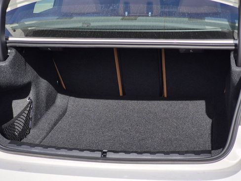 Certified 2025 BMW 330i Sedan w/ Premium Package image 8