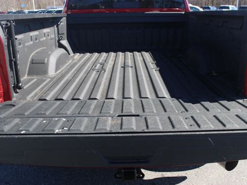 Used 2025 GMC Sierra 2500 SLT w/ SLT Premium Package image 12