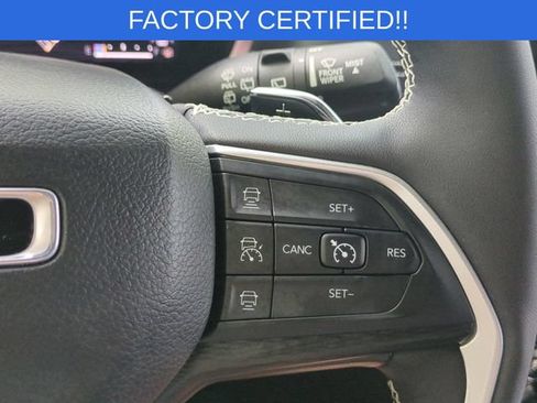 Certified 2023 Jeep Grand Cherokee Altitude AWD/4WD image 20
