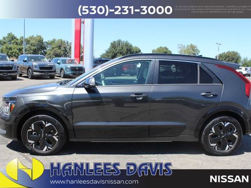 Used 2023 Kia Niro Wind FWD image 2