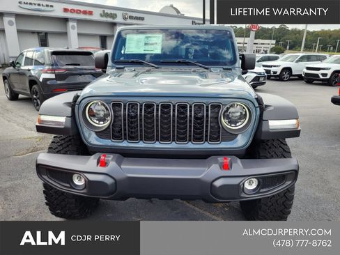 New 2025 Jeep Gladiator Rubicon w/ Convenience Group AWD/4WD image 18