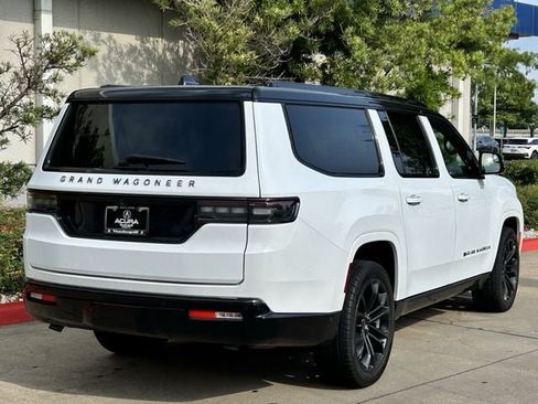 Used 2024 Jeep Grand Wagoneer L Series II w/ Quick Order Packagew 28T AWD/4WD image 4