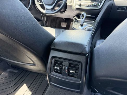 Used 2014 BMW 328i xDrive Sedan AWD/4WD image 18