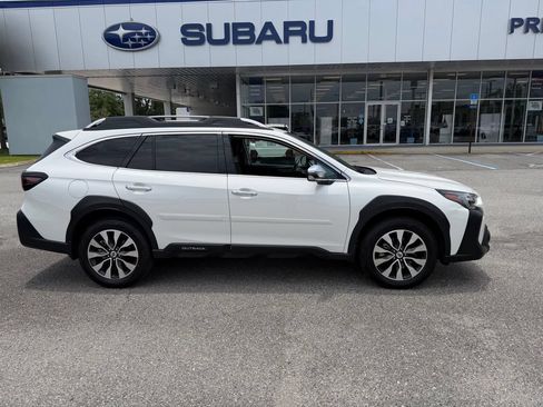 Used 2024 Subaru Outback Touring XT AWD/4WD image 2