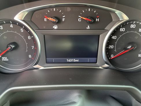 Used 2024 Chevrolet Blazer LT w/ Convenience Package FWD image 18