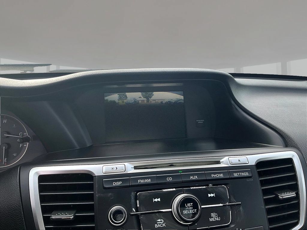 Used 2015 Honda Accord Sport image 13
