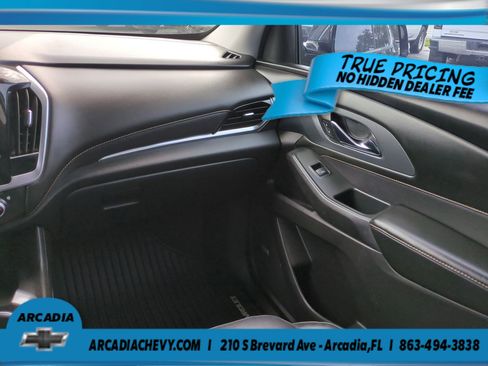 Used 2018 Chevrolet Traverse Premier FWD image 17