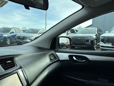 Used 2019 Nissan Sentra S image 21