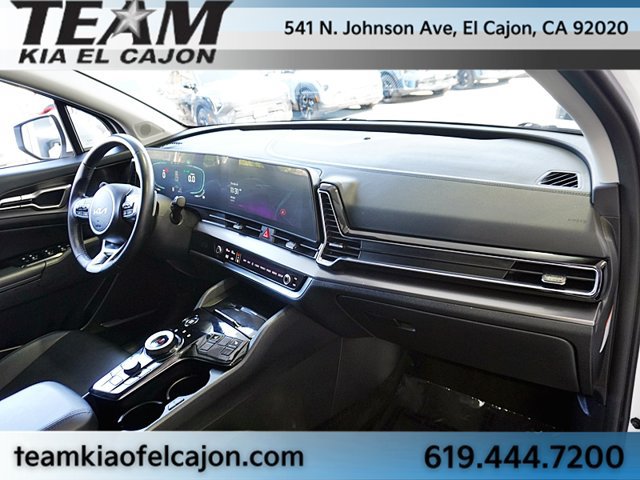 Certified 2025 Kia Sportage EX AWD/4WD image 11