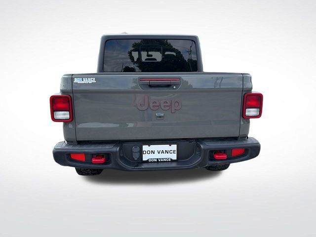 Used 2023 Jeep Gladiator Rubicon w/ Cold Weather Group AWD/4WD image 4