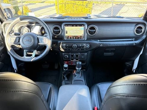 Used 2023 Jeep Wrangler Unlimited Rubicon 4xe image 14