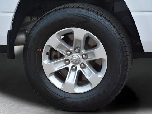 Used 2023 RAM 1500 Laramie AWD/4WD image 36