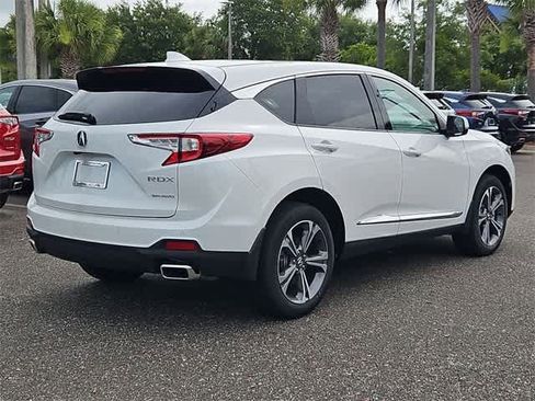 Certified 2025 Acura RDX SH-AWD w/ Technology Package image 8