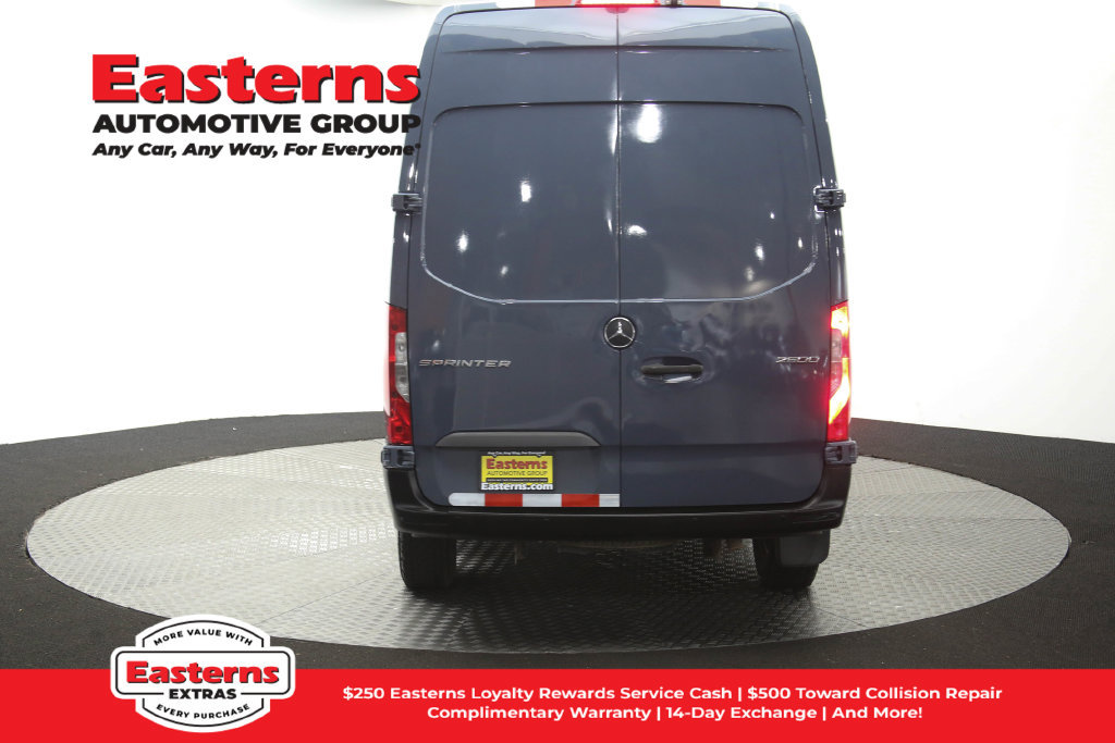 Used 2019 Mercedes-Benz Sprinter 144 image 37