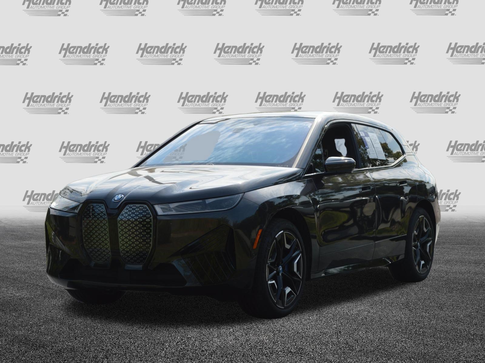 Certified 2024 BMW iX xDrive50 w/ Premium Package AWD/4WD image 3