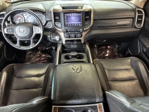 Used 2020 RAM 1500 Laramie AWD/4WD image 18