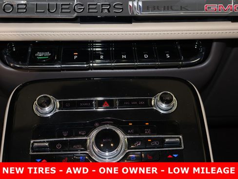 Used 2022 Lincoln Nautilus Reserve image 26