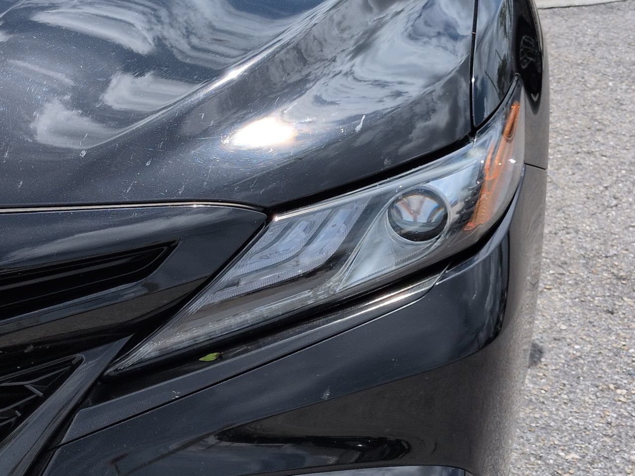 Used 2022 Toyota Camry XSE FWD image 10