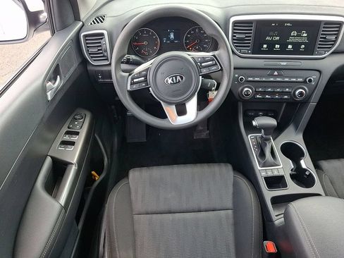 Used 2021 Kia Sportage LX AWD/4WD image 11