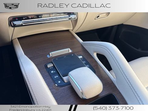 Used 2022 Mercedes-Benz GLE 350 4MATIC w/ AMG Line Exterior image 12