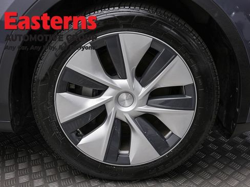 Used 2020 Tesla Model Y Long Range AWD/4WD image 26