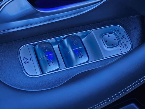 New 2026 Mercedes-Benz GLE 53 AMG 4MATIC image 17