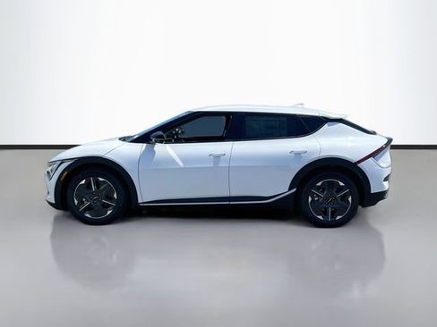 New 2026 Kia EV6 Light RWD image 4
