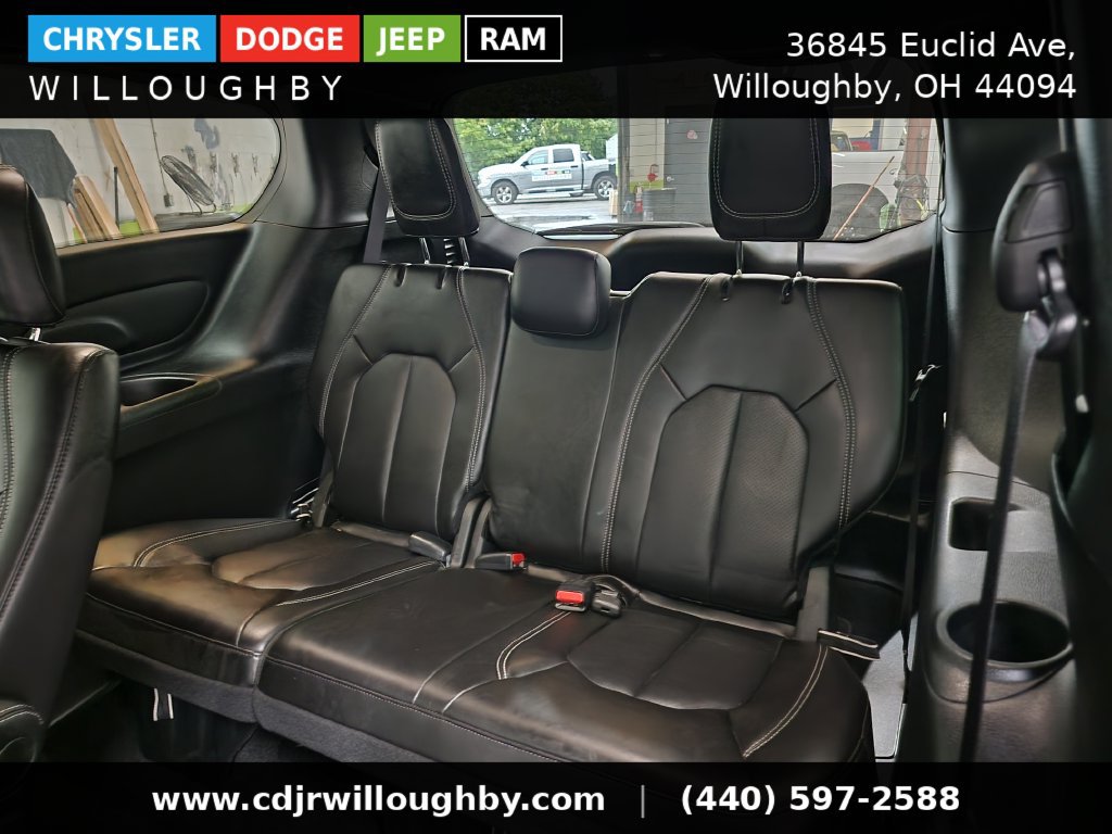 Used 2026 Chrysler Pacifica Select FWD image 26