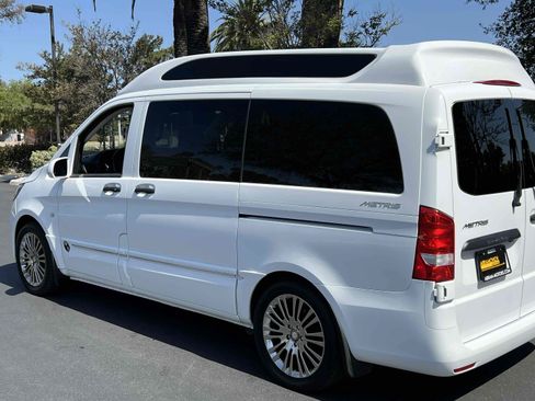 Used 2020 Mercedes-Benz Metris Passenger image 50