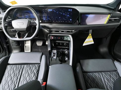 New 2026 Audi SQ5 Premium Plus AWD/4WD image 19