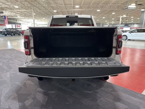 Used 2023 RAM 1500 Limited AWD/4WD image 5