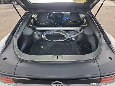 Used 2024 Nissan Z Performance w/ Floor Mat Package RWD image 14