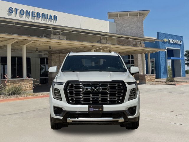 Used 2026 GMC Yukon Denali Ultimate AWD/4WD image 9