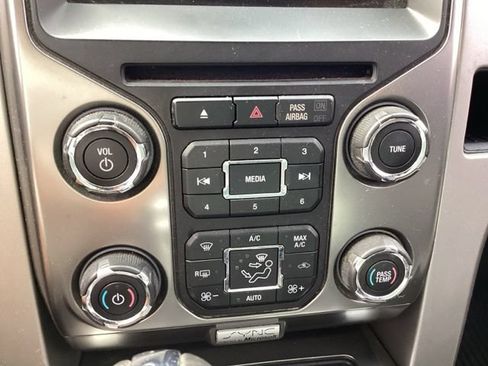 Used 2014 Ford F150 FX4 w/ Equipment Group 402A Luxury AWD/4WD image 32