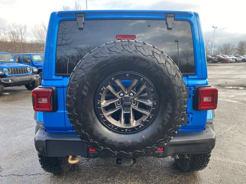 Used 2024 Jeep Wrangler Unlimited Rubicon 392 image 4