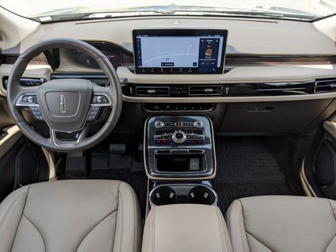 Certified 2023 Lincoln Nautilus Reserve w/ Equipment Group 201A image 17